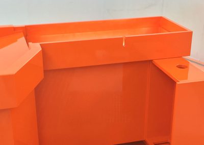 Huisinrichting met afwerking in satijnlak door Houbolak Rijkevorsel - project-satijnlak-oranje1
